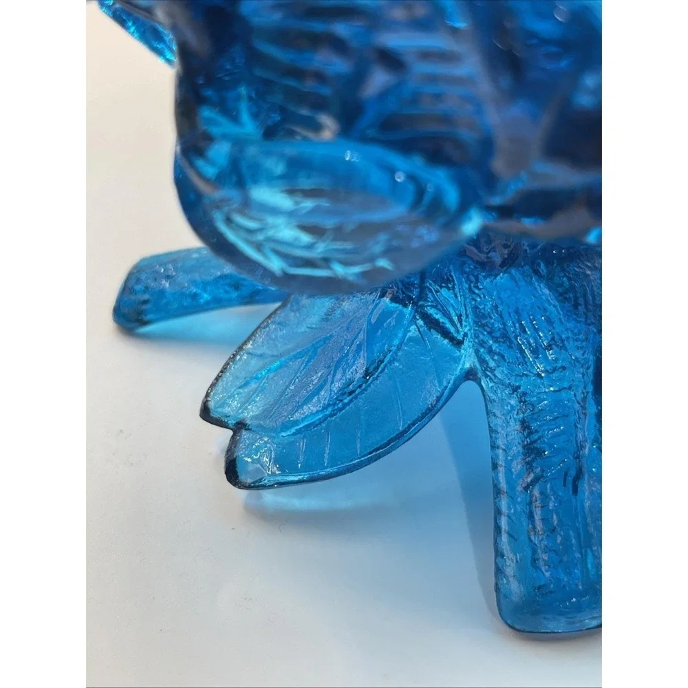 Westmoreland Robin on Nest Blue Glass Covered Dish Vintage READ